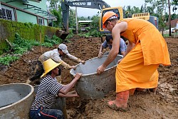 ประมวลภาพ สร้างความดี ประจำวัน