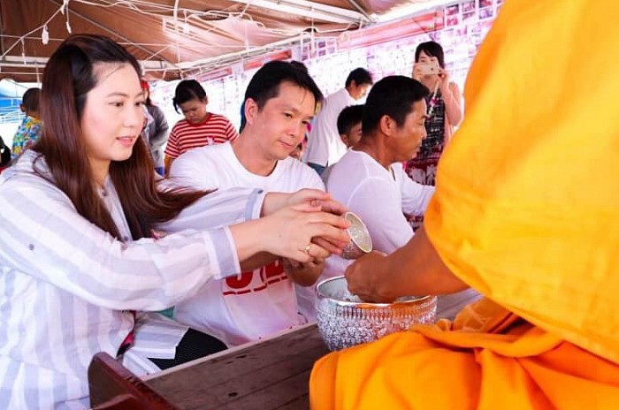 สงกรานต์ สรงน้ำพระประจำปี